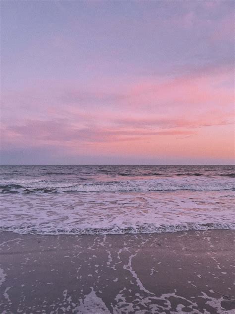 pink beach aesthetic